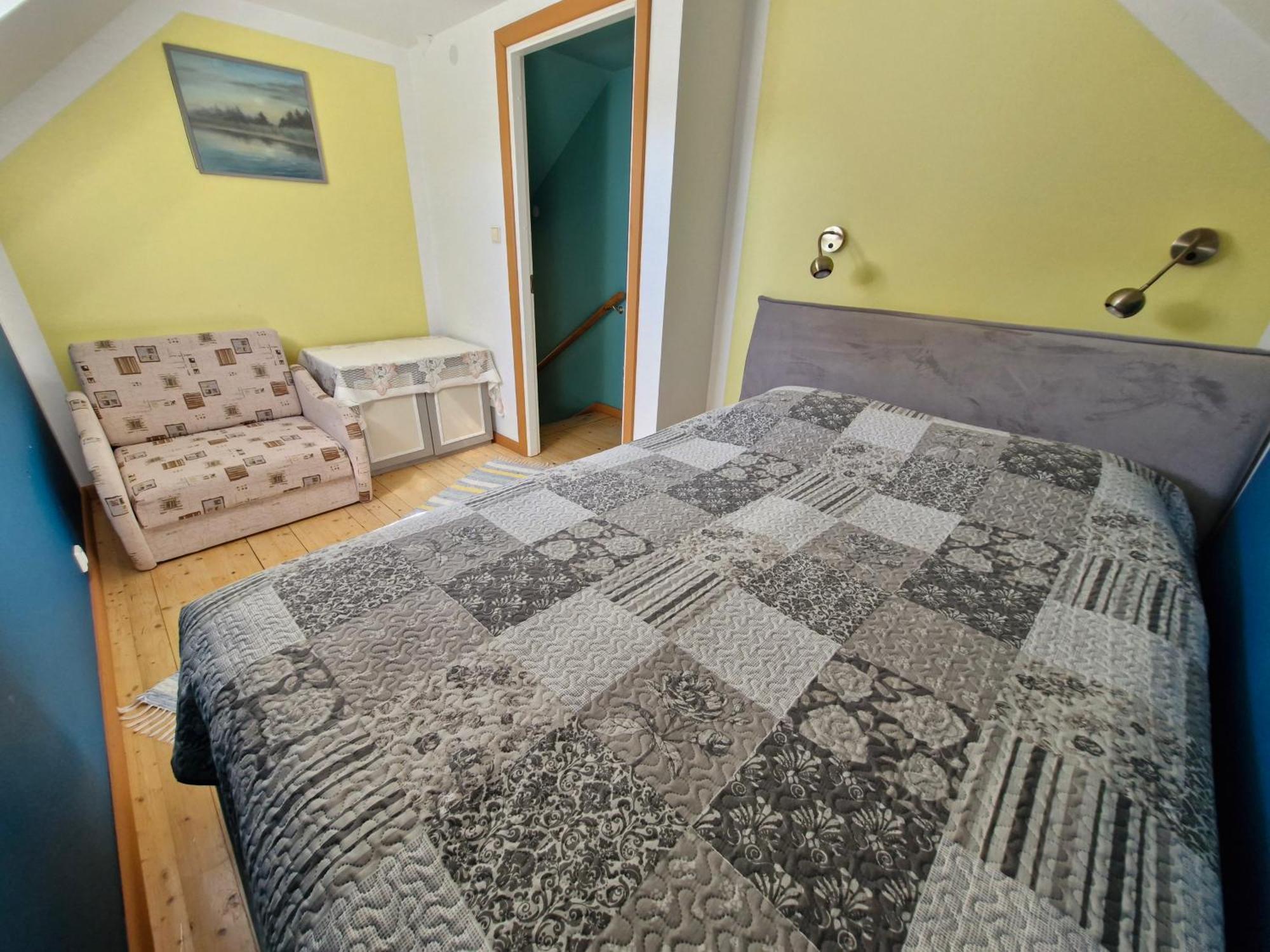 Piibelehe Guest Accommodation Kuressaare Exterior photo